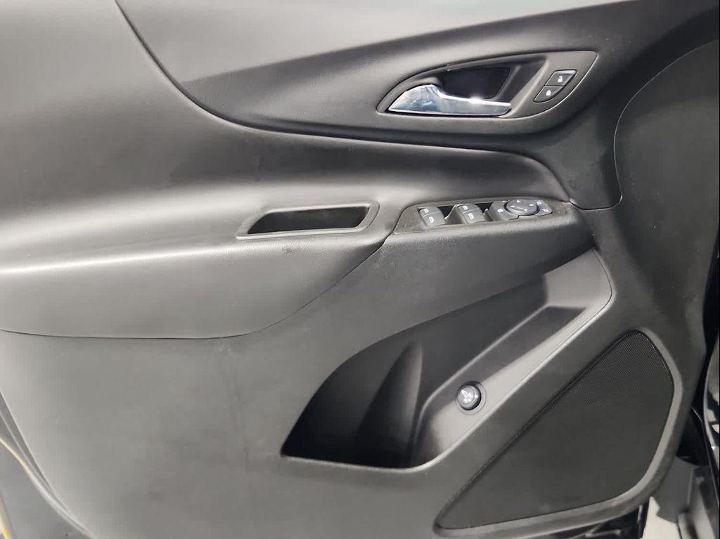 used 2022 Chevrolet Equinox car, priced at $21,222