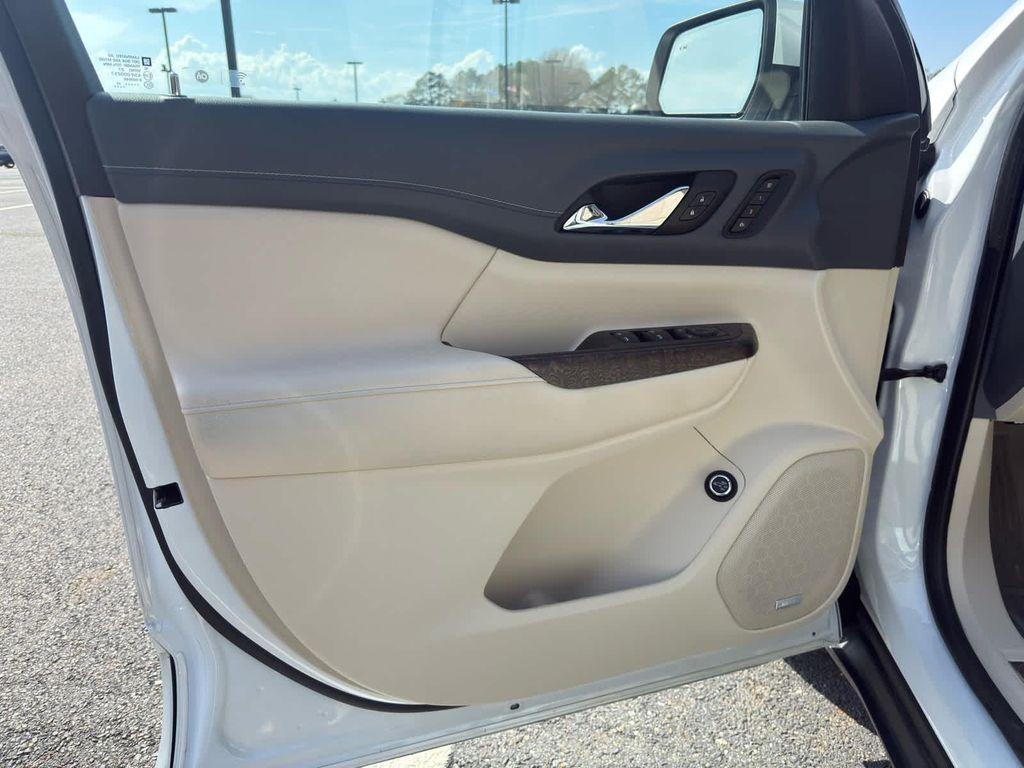 used 2023 GMC Acadia car, priced at $35,795