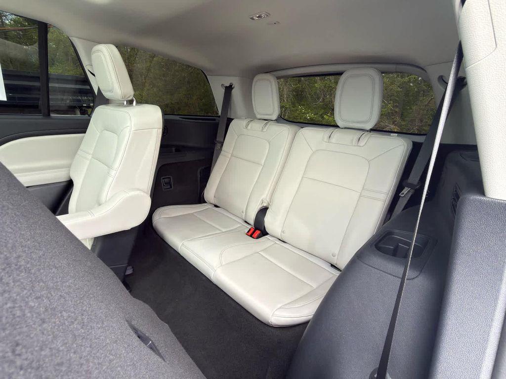 used 2025 Lincoln Aviator car, priced at $52,777