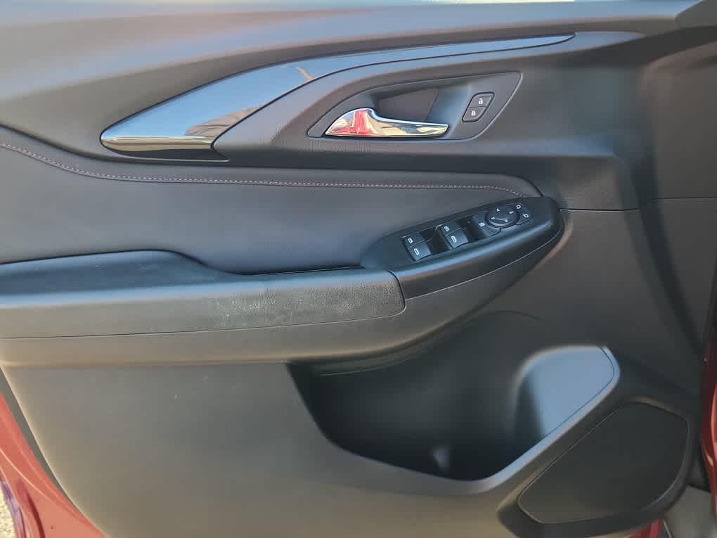 used 2023 Chevrolet TrailBlazer car, priced at $22,298