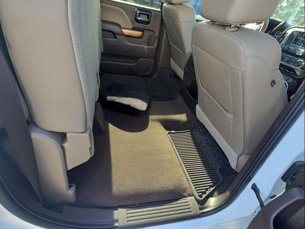 used 2018 Chevrolet Silverado 1500 car, priced at $35,720