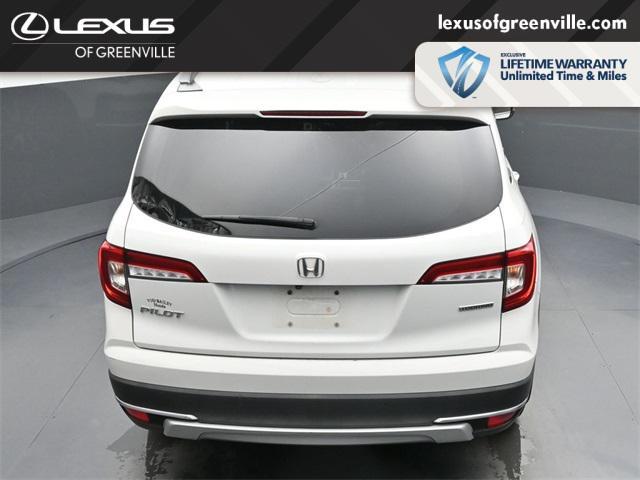 2022 Platinum White Pearl Honda Pilot