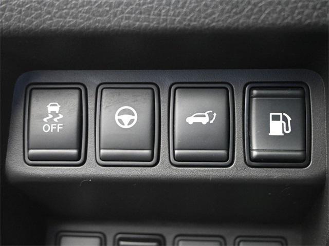 used 2018 Nissan Rogue car, priced at $13,998