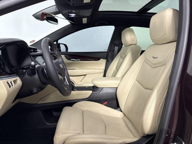 used 2017 Cadillac XT5 car, priced at $15,469