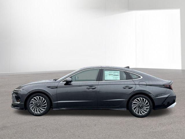 new 2026 Hyundai Sonata Hybrid car, priced at $39,116