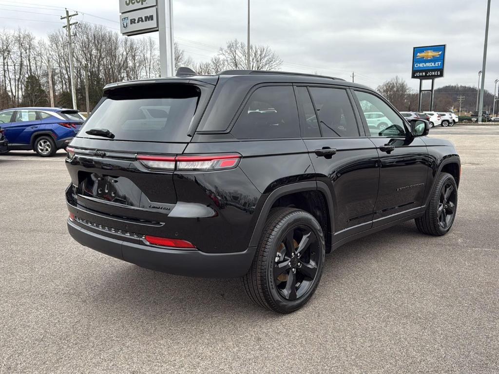 new 2025 Jeep Grand Cherokee car, priced at $50,720