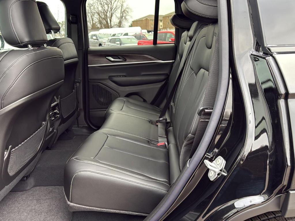 new 2025 Jeep Grand Cherokee car, priced at $50,720