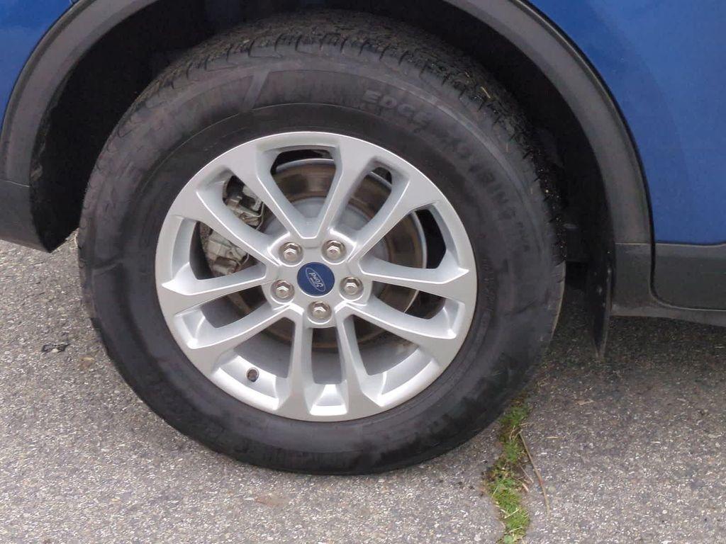 used 2022 Ford Escape car, priced at $18,407