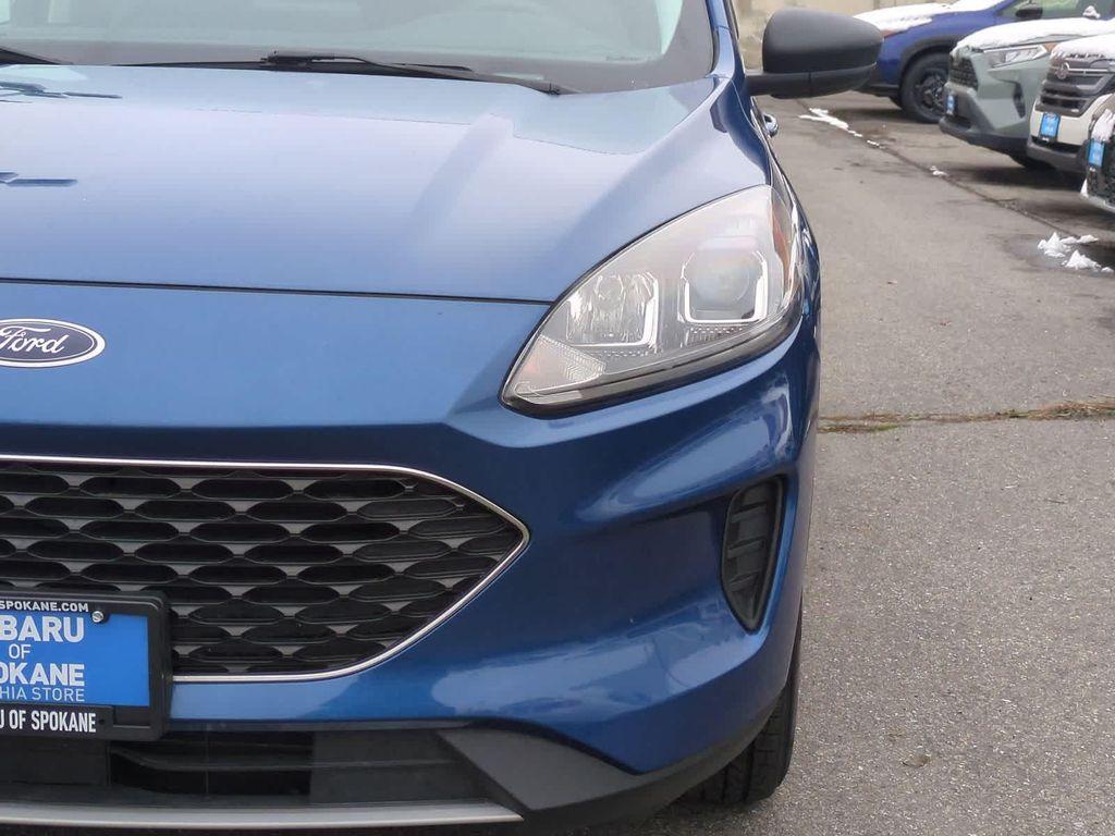 used 2022 Ford Escape car, priced at $18,407