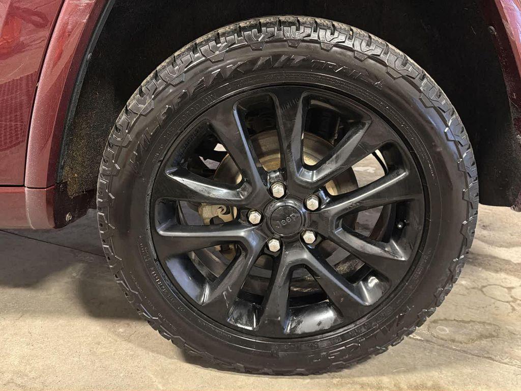 used 2020 Jeep Grand Cherokee car, priced at $22,994