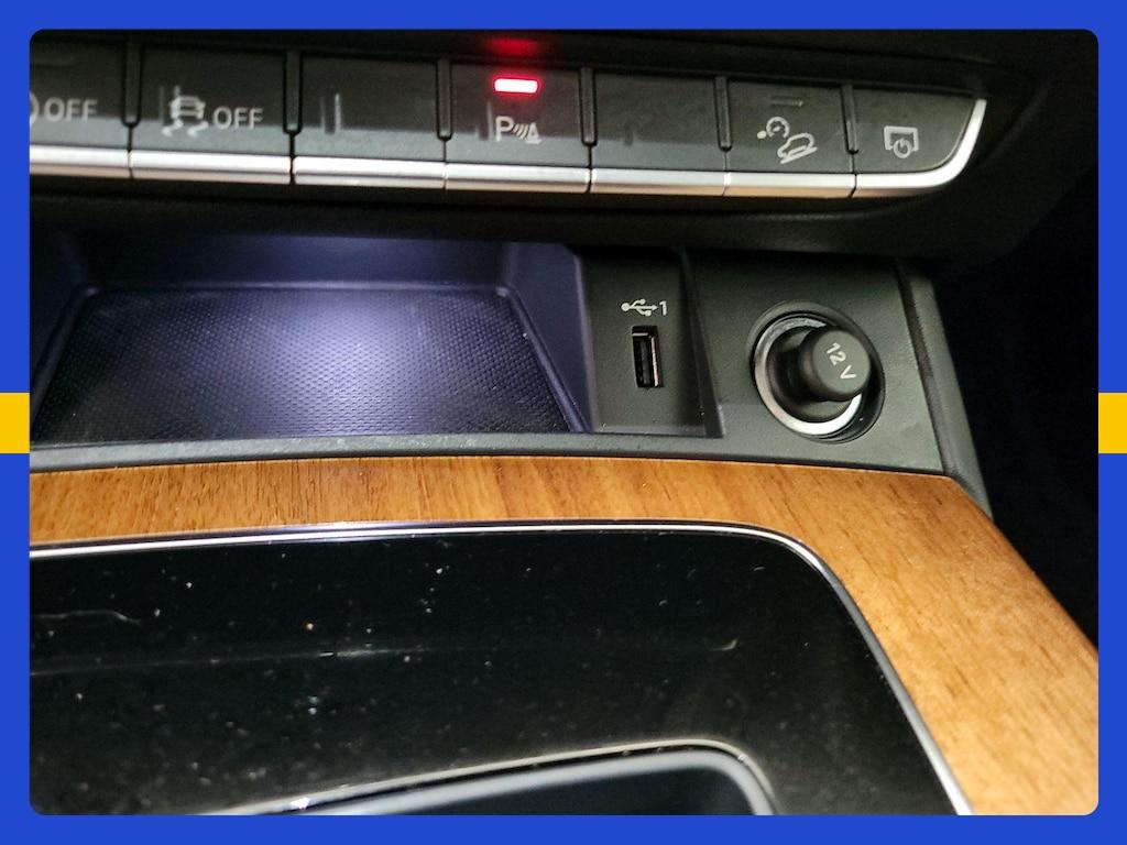 Audi Q5 view 24