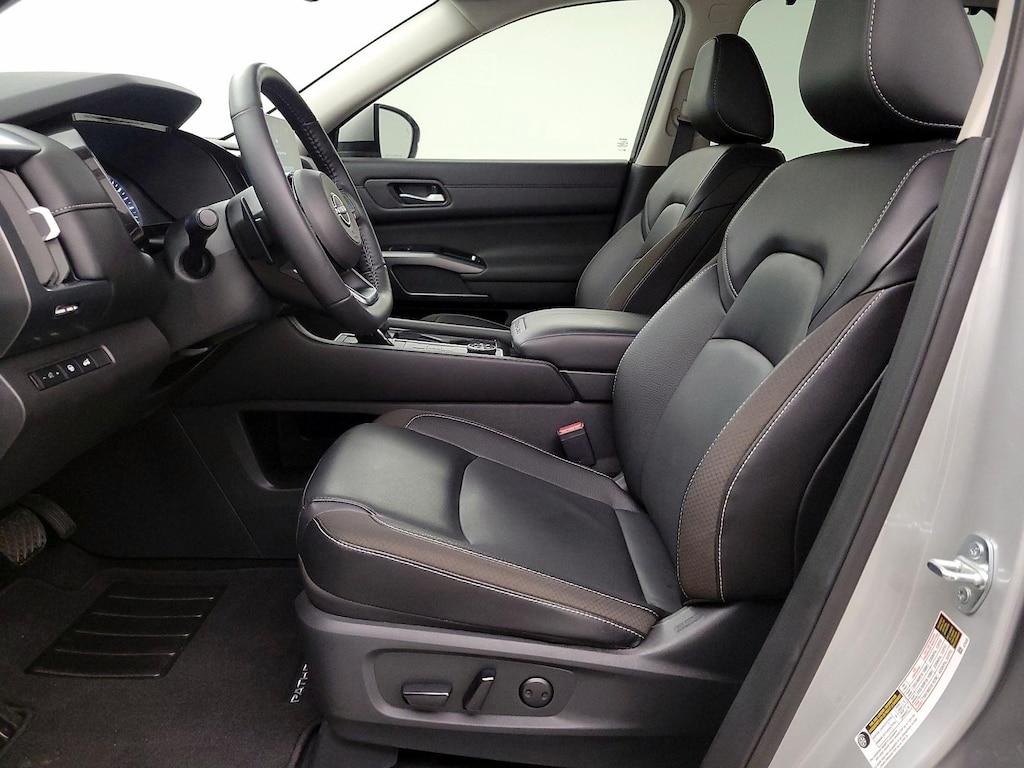 used 2024 Nissan Pathfinder car, priced at $34,998