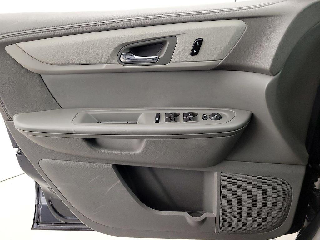 used 2014 Chevrolet Traverse car, priced at $13,599