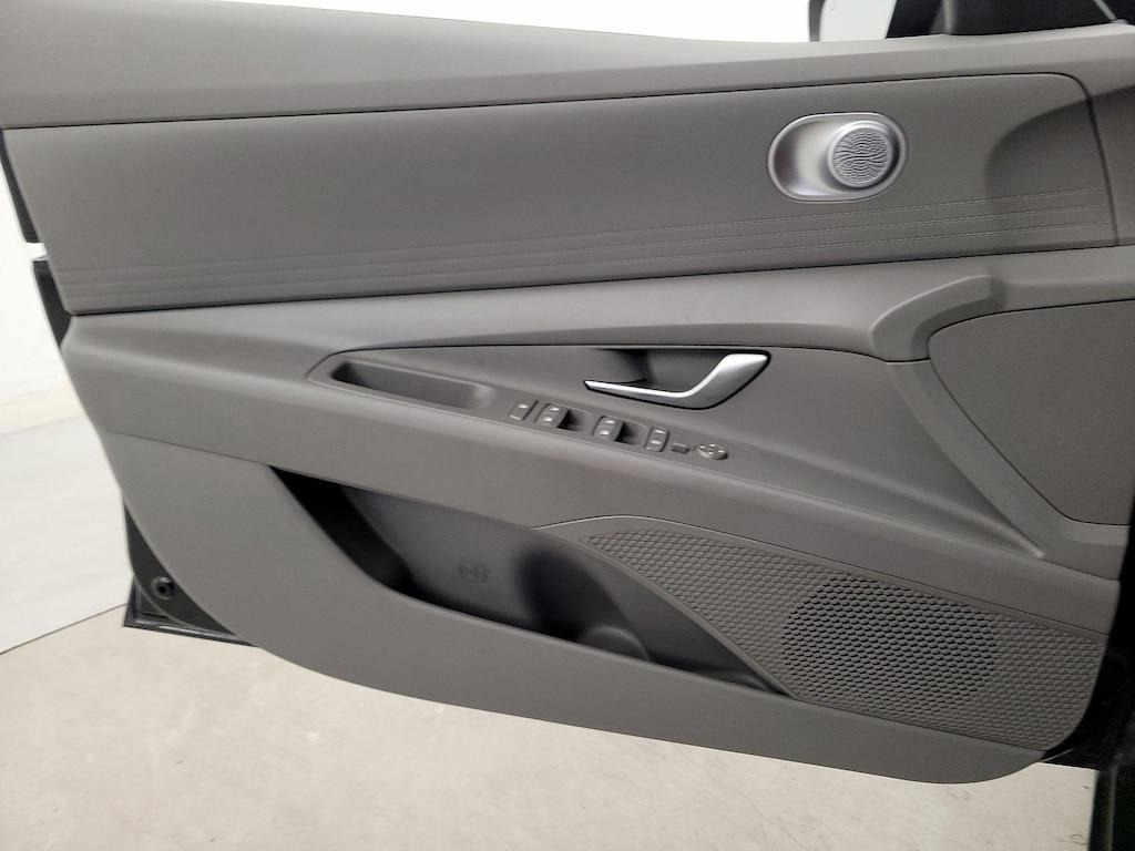 used 2021 Hyundai Elantra car, priced at $17,998