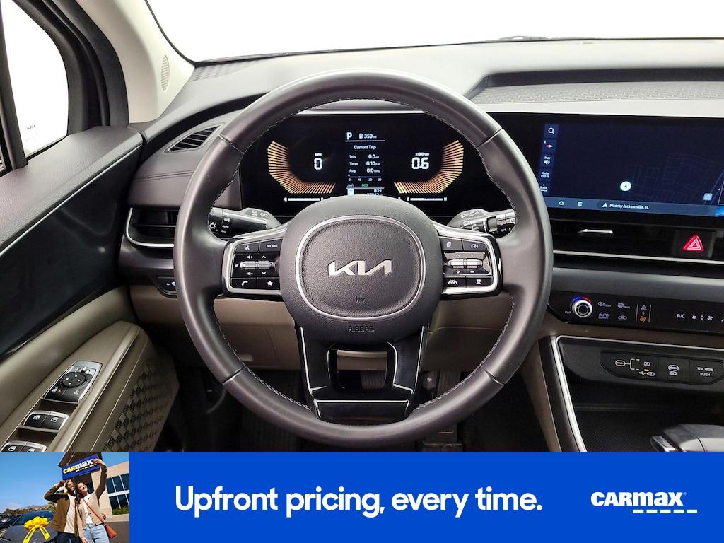 used 2025 Kia Carnival car, priced at $31,998