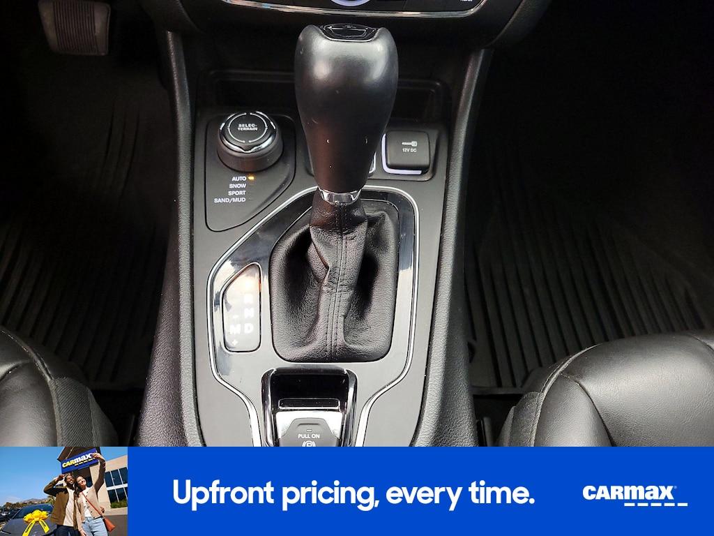 used 2021 Jeep Cherokee car, priced at $21,998