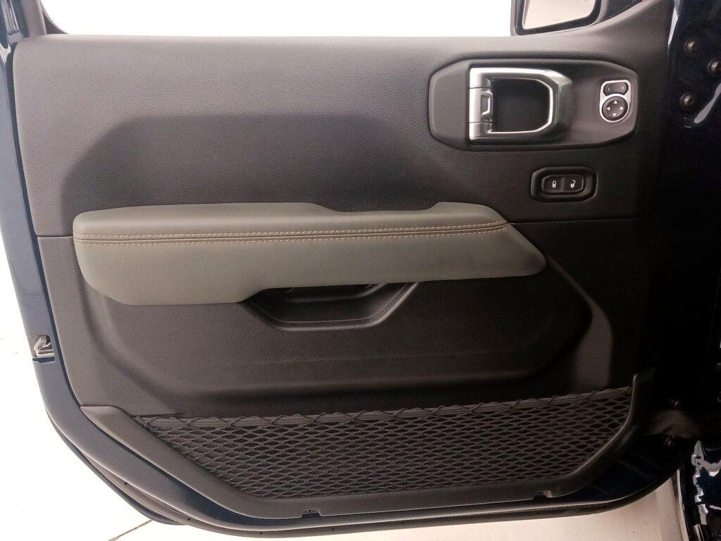 used 2025 Jeep Gladiator car, priced at $48,998