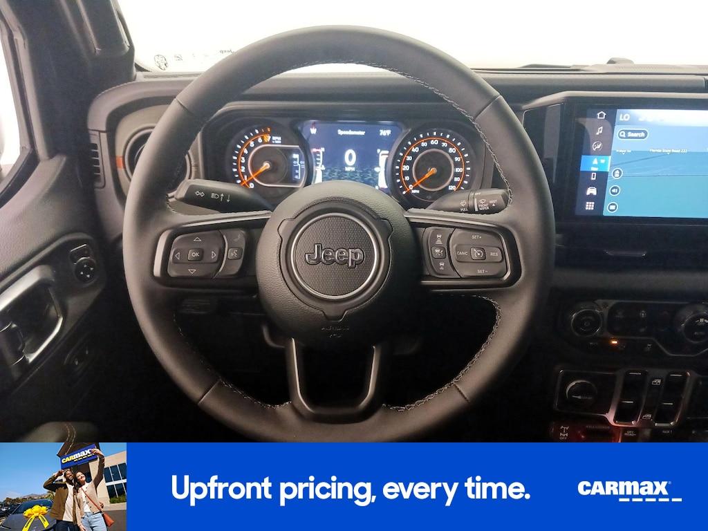 used 2025 Jeep Gladiator car, priced at $48,998