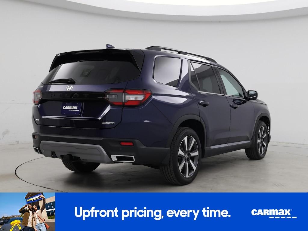 used 2025 Honda Pilot car, priced at $45,998