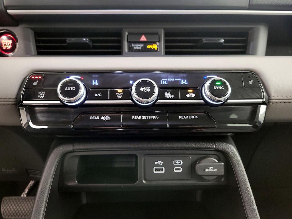 used 2025 Honda Pilot car, priced at $45,998