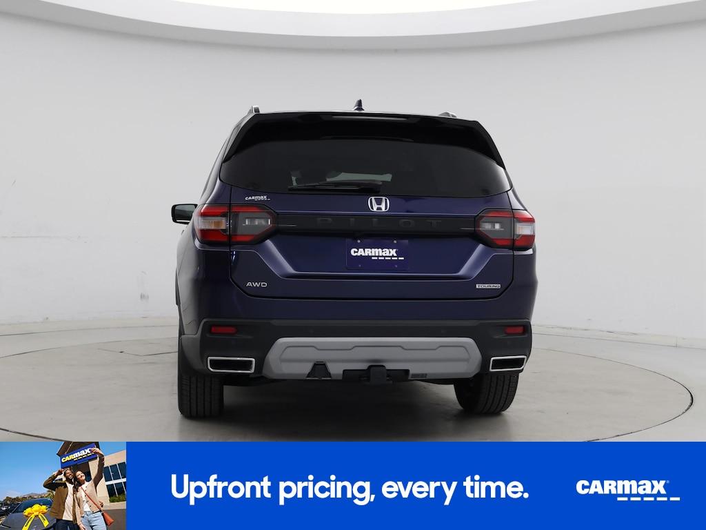 used 2025 Honda Pilot car, priced at $45,998