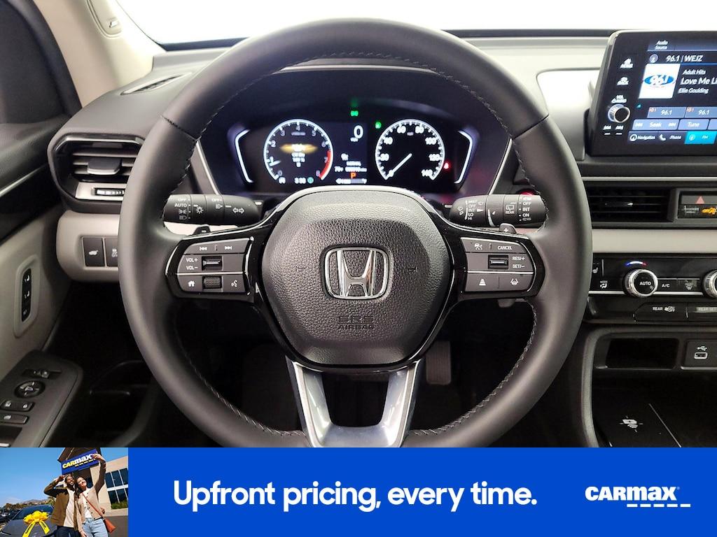 used 2025 Honda Pilot car, priced at $45,998