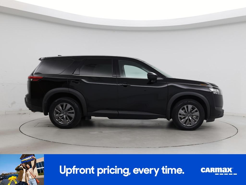 used 2023 Nissan Pathfinder car, priced at $27,998