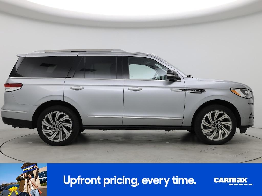 used 2022 Lincoln Navigator car, priced at $53,998