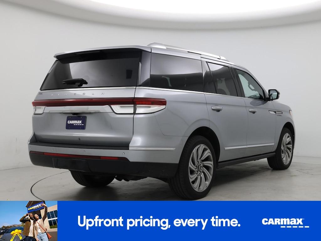 used 2022 Lincoln Navigator car, priced at $53,998