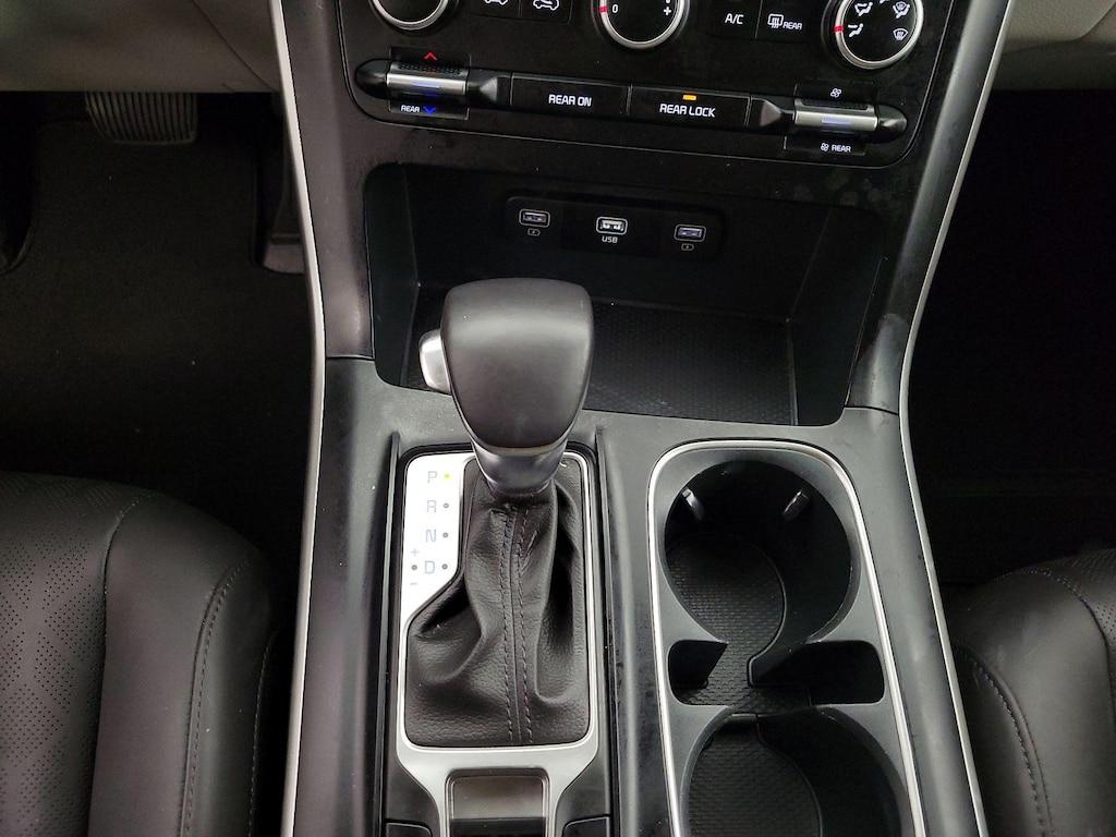 used 2024 Kia Carnival car, priced at $33,998