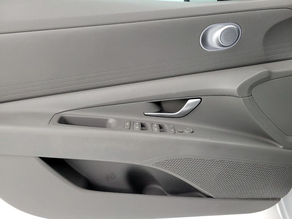 used 2021 Hyundai Elantra car, priced at $13,998