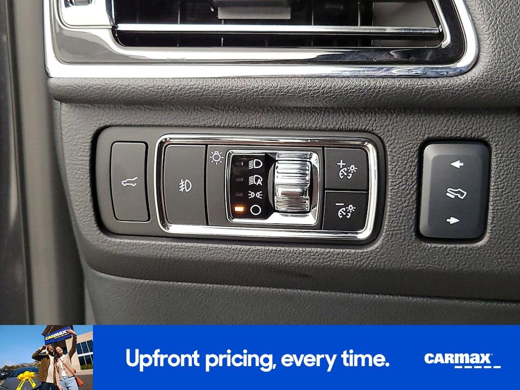 used 2023 Lincoln Navigator car, priced at $52,998
