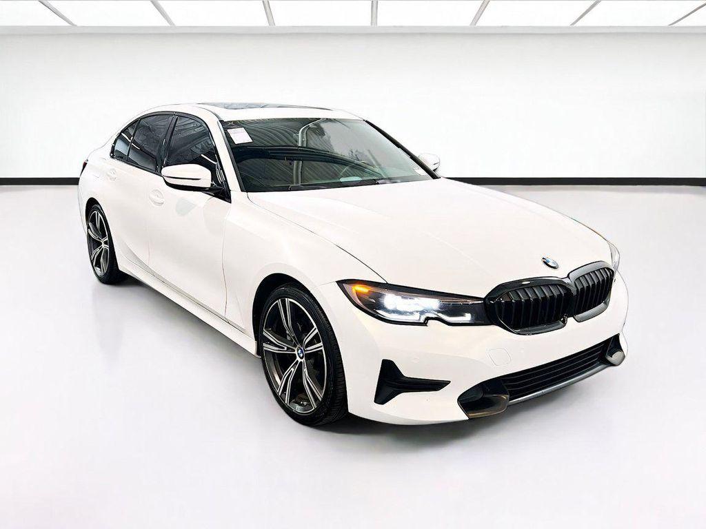 BMW 3 Series view 3