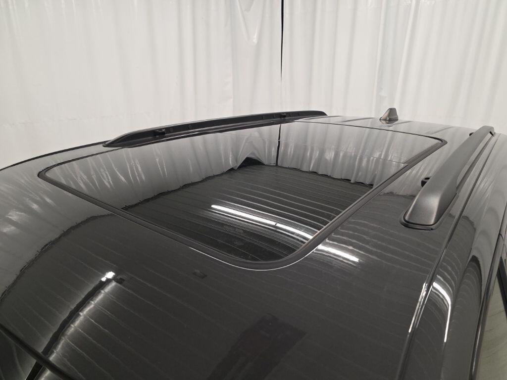 used 2024 Jeep Grand Cherokee car, priced at $31,579