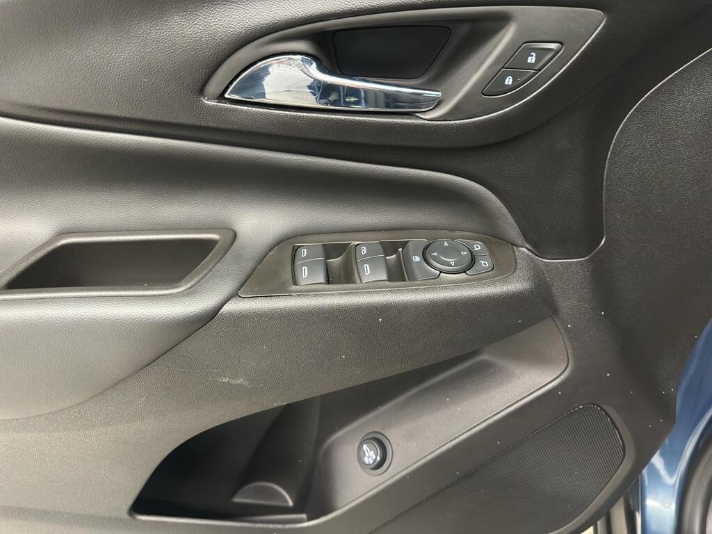 used 2024 Chevrolet Equinox car, priced at $22,650