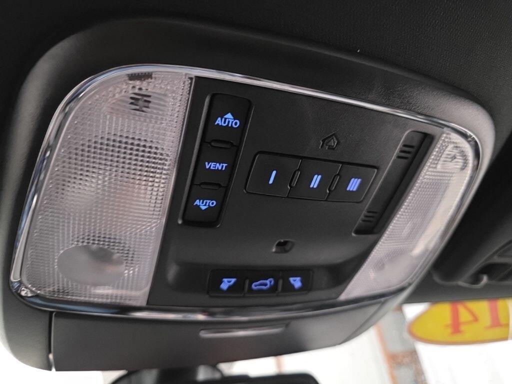 used 2014 Jeep Grand Cherokee car, priced at $10,900