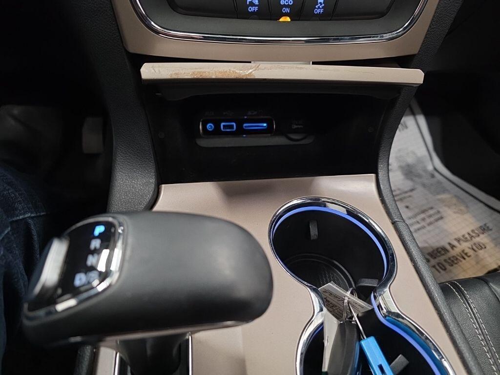 used 2014 Jeep Grand Cherokee car, priced at $10,900