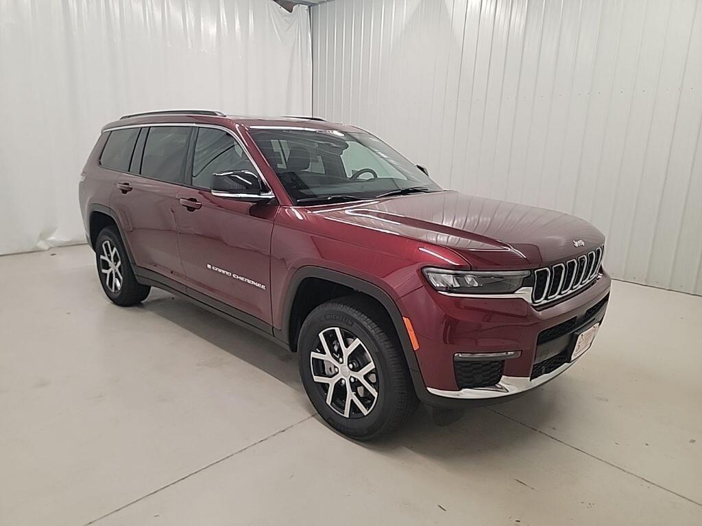 new 2025 Jeep Grand Cherokee L car, priced at $46,962
