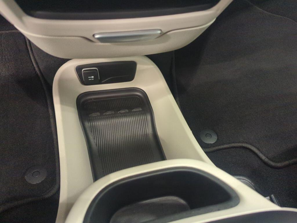 used 2024 Chrysler Pacifica car, priced at $27,741