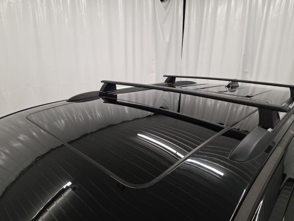 used 2017 Jeep Grand Cherokee car, priced at $14,165