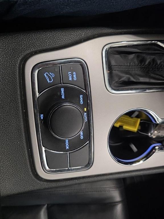 used 2018 Jeep Grand Cherokee car, priced at $18,731