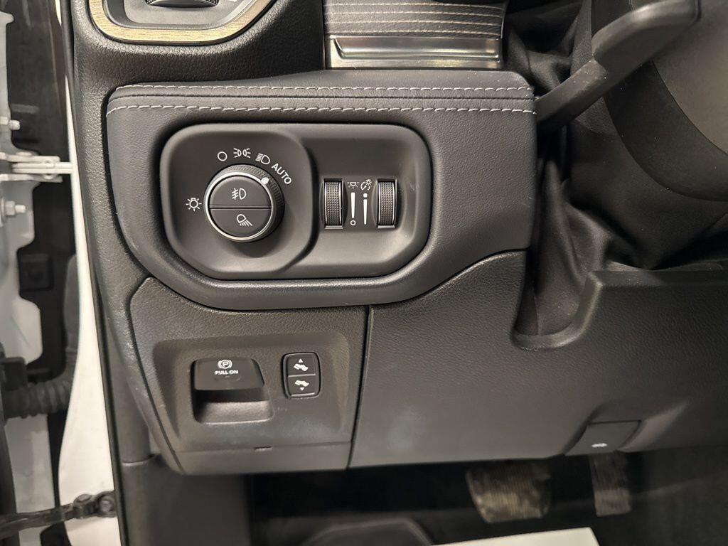 used 2021 Ram 1500 car, priced at $38,547