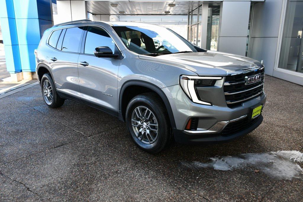 used 2025 GMC Acadia car, priced at $34,399