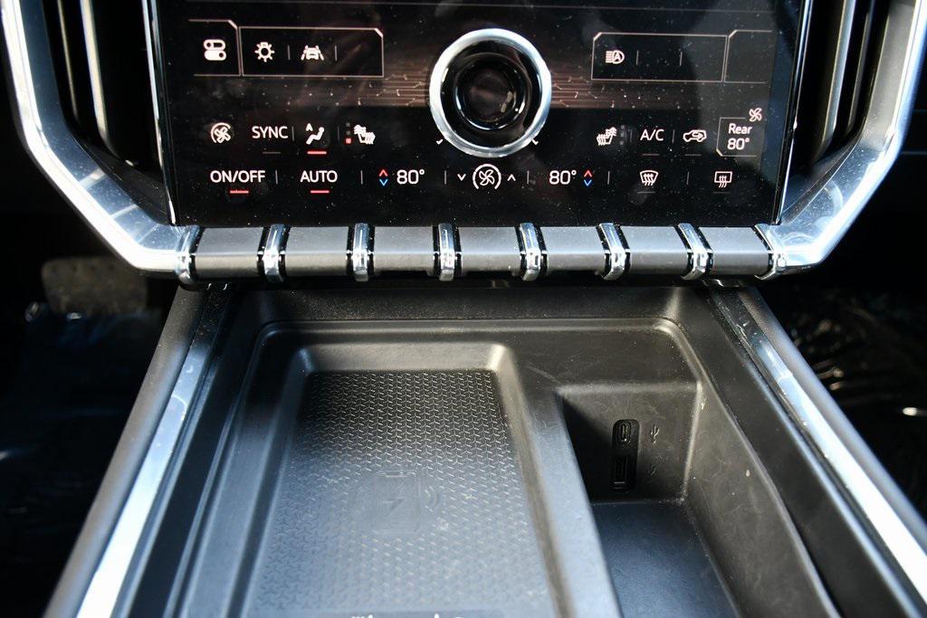 used 2025 GMC Acadia car, priced at $34,399