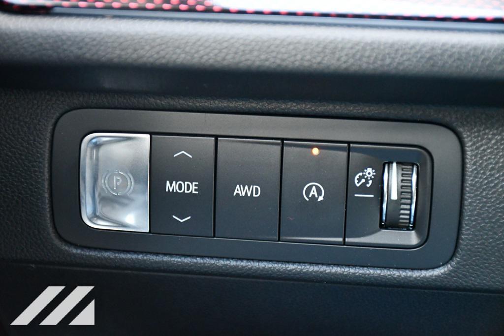 new 2026 Chevrolet Traverse car, priced at $50,869