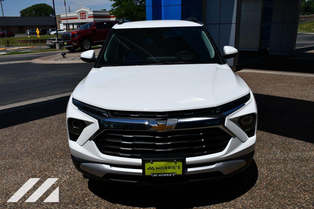 new 2026 Chevrolet TrailBlazer car, priced at $27,009