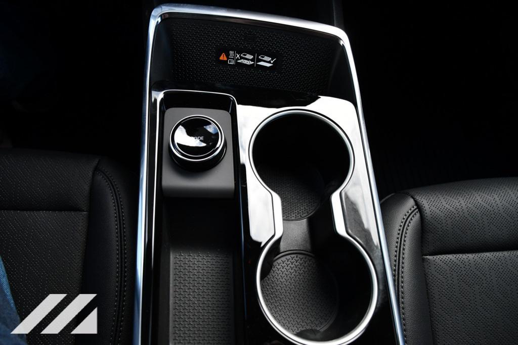 new 2026 Chevrolet Equinox car, priced at $33,879