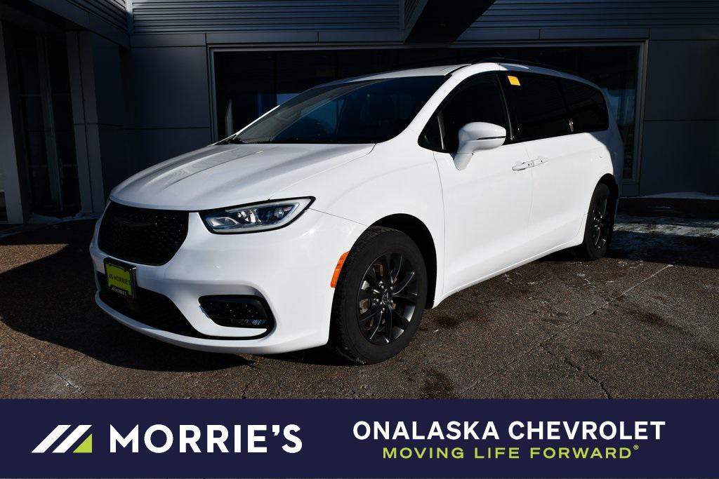 used 2021 Chrysler Pacifica car, priced at $20,299
