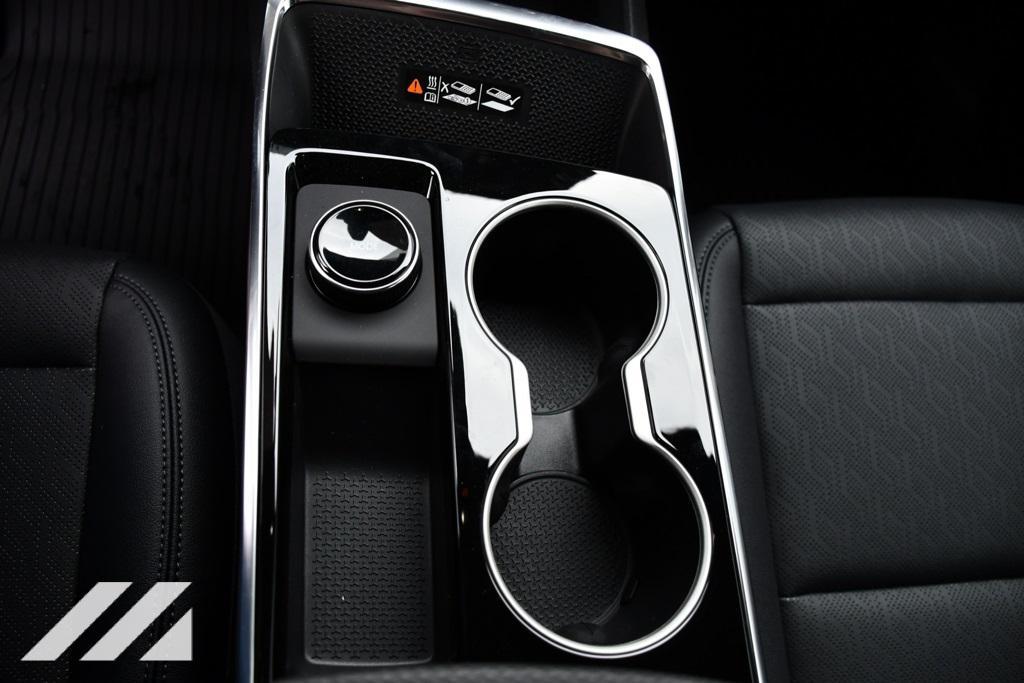 new 2026 Chevrolet Equinox car, priced at $33,464