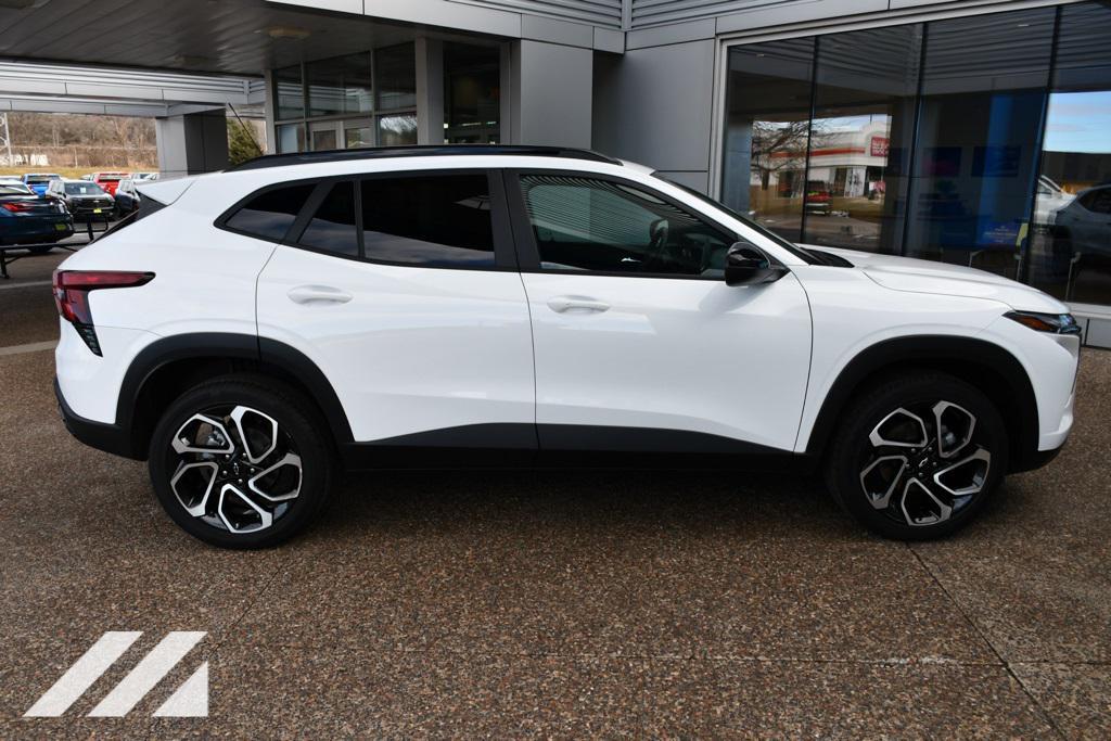 used 2025 Chevrolet Trax car, priced at $21,612